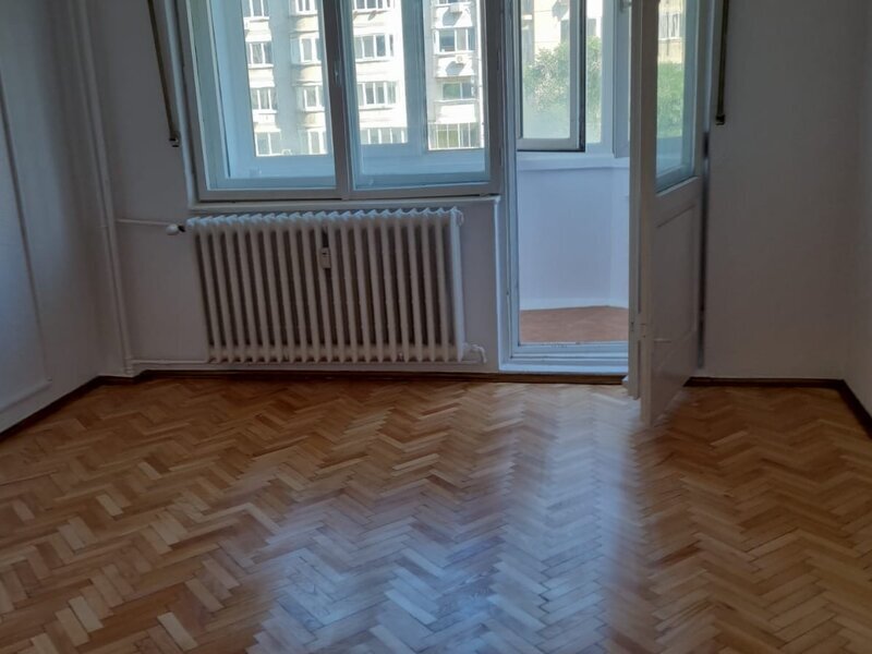 Piata Muncii, Decebal, stradal,