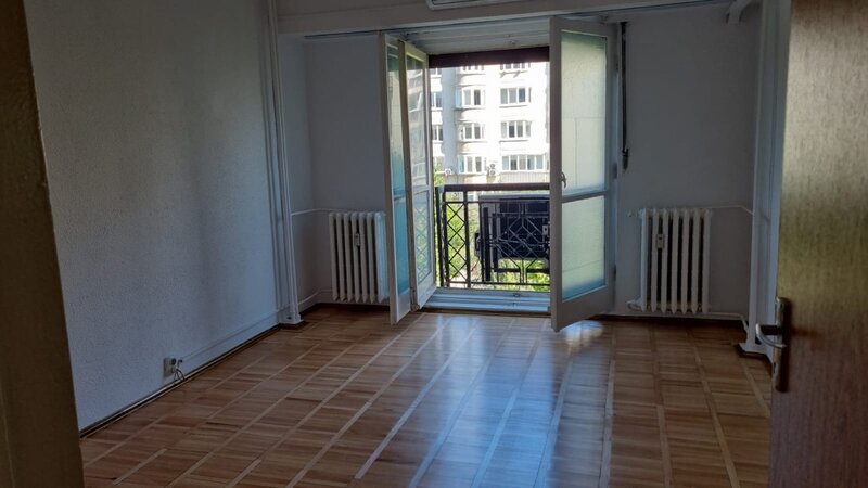 Piata Muncii, Decebal, stradal,